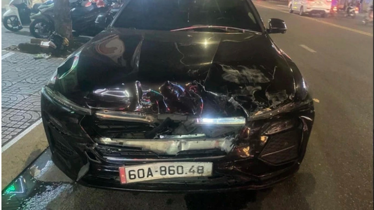 Bắt khẩn cấp 2 người trong vụ xe sang Lexus RX đâm trực diện Lux A tại Bà Rịa - Vũng Tàu Bắt khẩn cấp 2 người trong vụ xe sang Lexus RX đâm trực diện Lux A tại Bà Rịa - Vũng Tàu