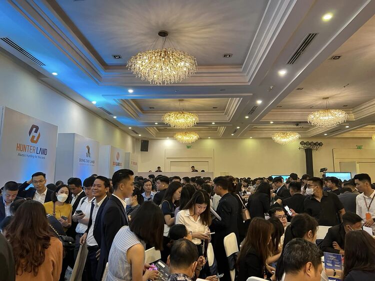 chot-coc-khang-dien_3.jpg chot-coc-khang-dien_3.jpg