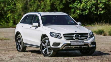 Mercedes-GLC200-2018-tuvanmuaxe-20.jpg