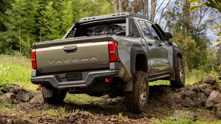 toyota-tacoma-trailhunter-1.jpg