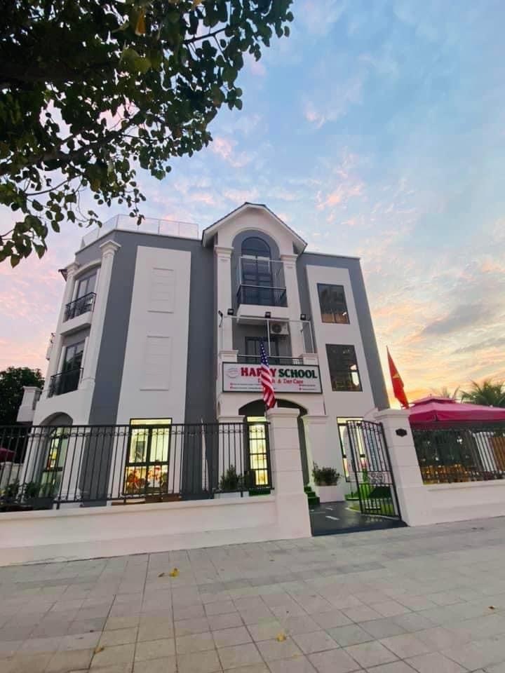 VINHOMES GRAND PARK QUẬN 9 LÀ CÁI “BẪY GẤU” CHO NHỮNG KHÁCH YÊU MÀU HỒNG! VINHOMES GRAND PARK QUẬN 9 LÀ CÁI “BẪY GẤU” CHO NHỮNG KHÁCH YÊU MÀU HỒNG!