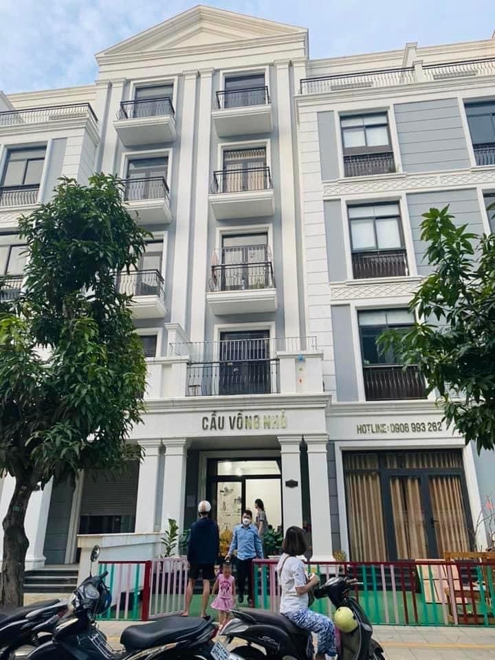 VINHOMES GRAND PARK QUẬN 9 LÀ CÁI “BẪY GẤU” CHO NHỮNG KHÁCH YÊU MÀU HỒNG! VINHOMES GRAND PARK QUẬN 9 LÀ CÁI “BẪY GẤU” CHO NHỮNG KHÁCH YÊU MÀU HỒNG!