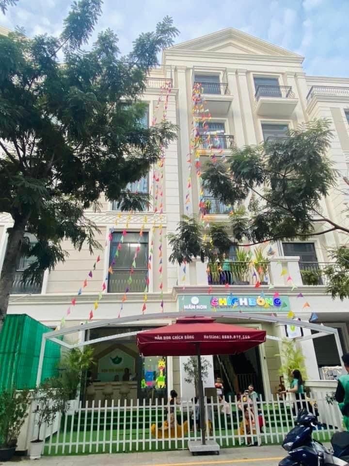 VINHOMES GRAND PARK QUẬN 9 LÀ CÁI “BẪY GẤU” CHO NHỮNG KHÁCH YÊU MÀU HỒNG! VINHOMES GRAND PARK QUẬN 9 LÀ CÁI “BẪY GẤU” CHO NHỮNG KHÁCH YÊU MÀU HỒNG!