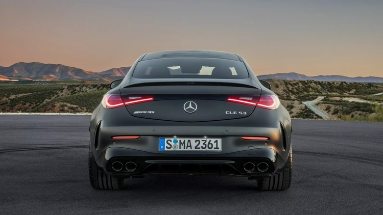Mercedes-AMG CLE 53 Coupe 2024 ra mắt với sức mạnh ấn tượng 450 mã lực