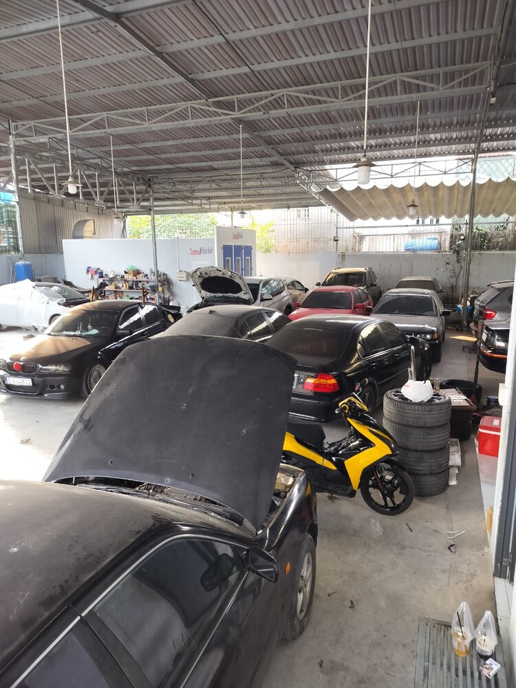 GARAGE TÍN PHÁT. 2/117 Đường Số 8,Bình Hưng Hòa,Bình Tân (Đối diện Aeon Tân Phú).