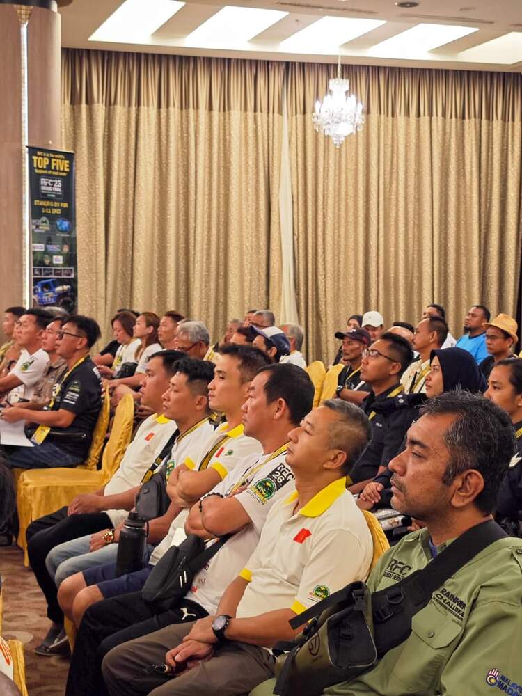 Đội Việt Nam chinh phục Rainforest Challenge 2023 tại Malaysia