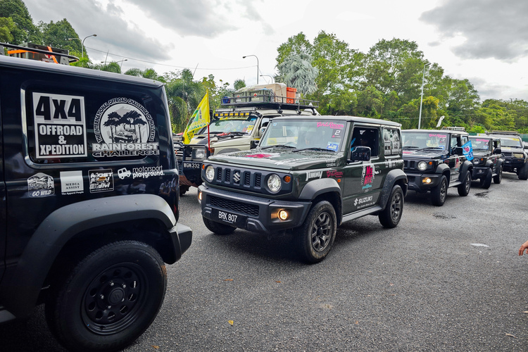 Đội Việt Nam chinh phục Rainforest Challenge 2023 tại Malaysia Đội Việt Nam chinh phục Rainforest Challenge 2023 tại Malaysia