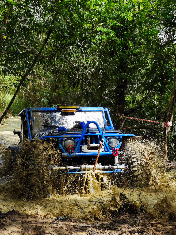 Đội Việt Nam chinh phục Rainforest Challenge 2023 tại Malaysia