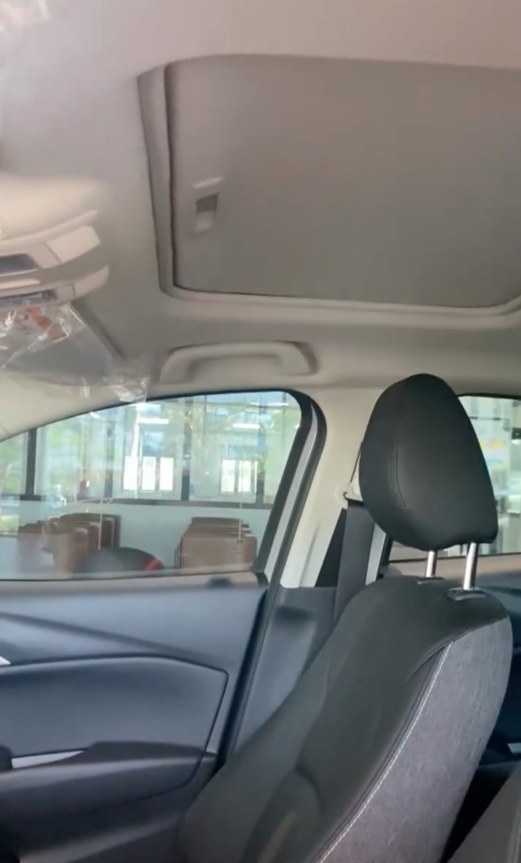 Vợ muốn mua Mazda CX-3 mới, tầm giá dưới 600 thì có nên mua con này? Vợ muốn mua Mazda CX-3 mới, tầm giá dưới 600 thì có nên mua con này?