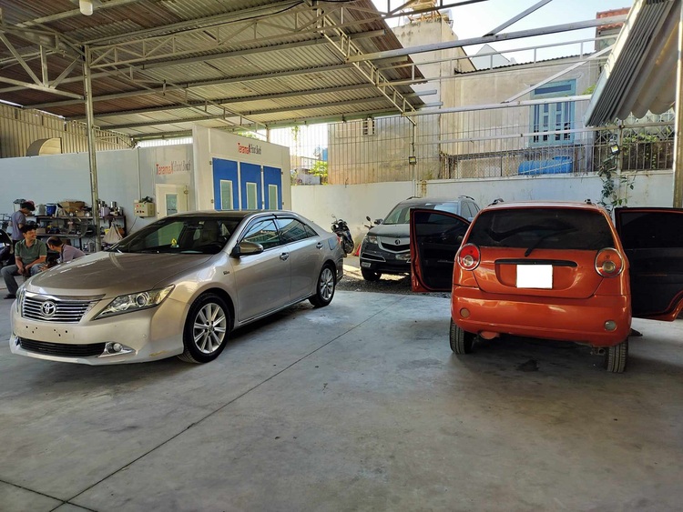 GARAGE TÍN PHÁT. 2/117 Đường Số 8,Bình Hưng Hòa,Bình Tân (Đối diện Aeon Tân Phú).