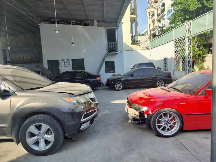 GARAGE TÍN PHÁT. 2/117 Đường Số 8,Bình Hưng Hòa,Bình Tân (Đối diện Aeon Tân Phú).