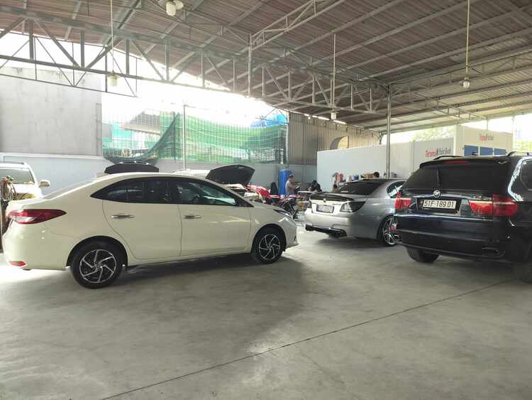 GARAGE TÍN PHÁT. 2/117 Đường Số 8,Bình Hưng Hòa,Bình Tân (Đối diện Aeon Tân Phú).