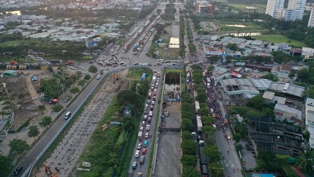 Nút giao Nguyễn Văn Linh - Nguyễn Hữu Thọ.jpg