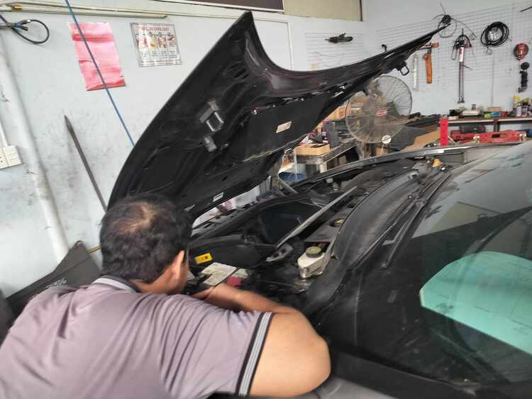 GARAGE TÍN PHÁT. 2/117 Đường Số 8,Bình Hưng Hòa,Bình Tân (Đối diện Aeon Tân Phú).