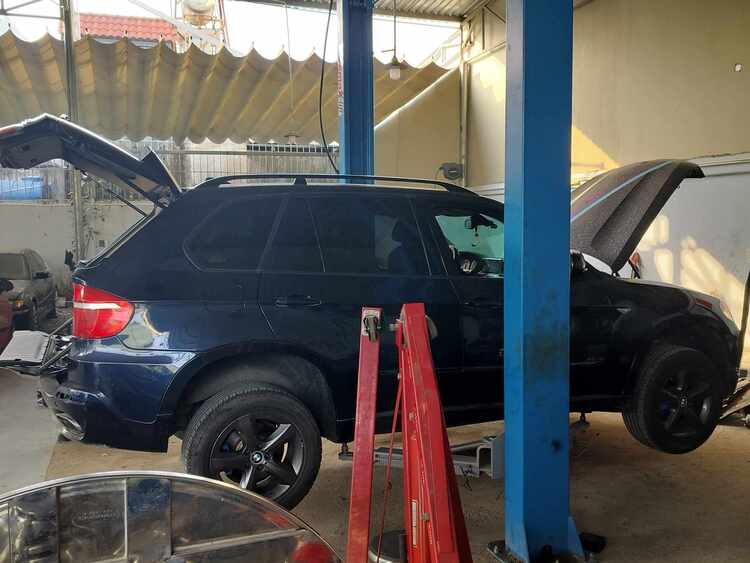 GARAGE TÍN PHÁT. 2/117 Đường Số 8,Bình Hưng Hòa,Bình Tân (Đối diện Aeon Tân Phú).