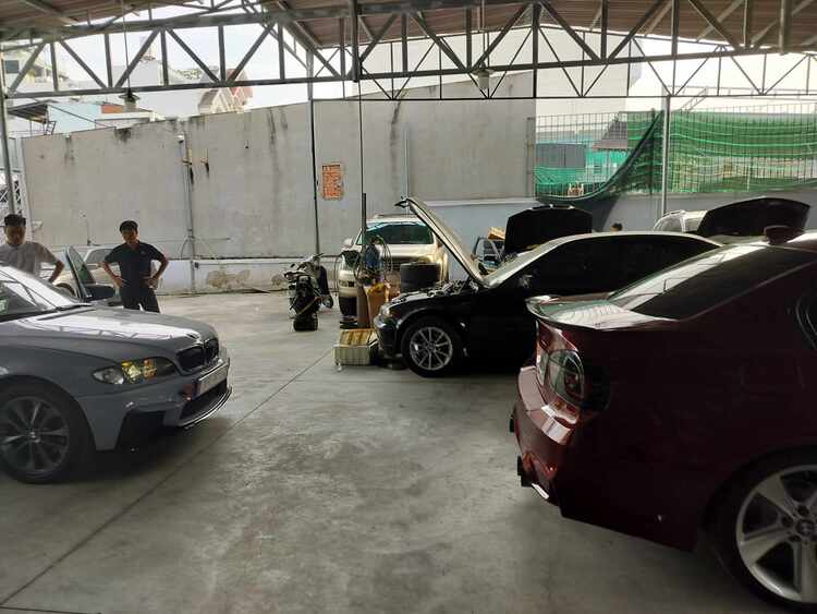 GARAGE TÍN PHÁT. 2/117 Đường Số 8,Bình Hưng Hòa,Bình Tân (Đối diện Aeon Tân Phú).