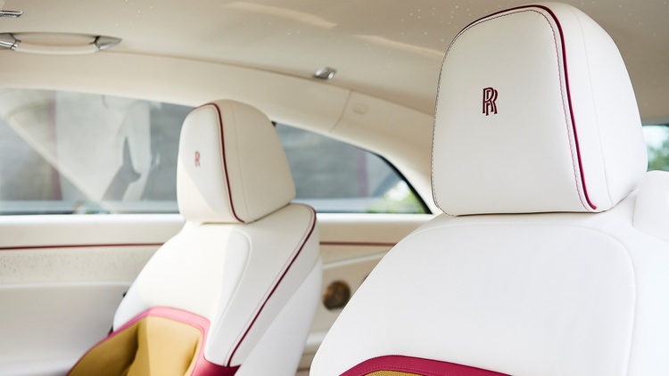 Siêu sang chạy điện Rolls-Royce Spectre ra mắt tại thị trường Việt Nam với giá từ 17,99 tỷ đồng