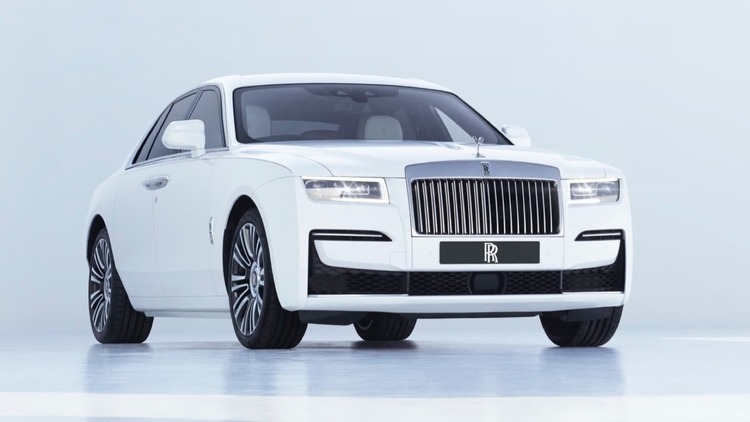 Rolls-Royce đạt đỉnh doanh số kỷ lục vào năm 2023