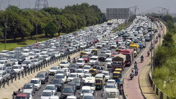 Ấn Độ bán nhiều ô tô thứ 3 thế giới, sau Mỹ và Trung Quốc