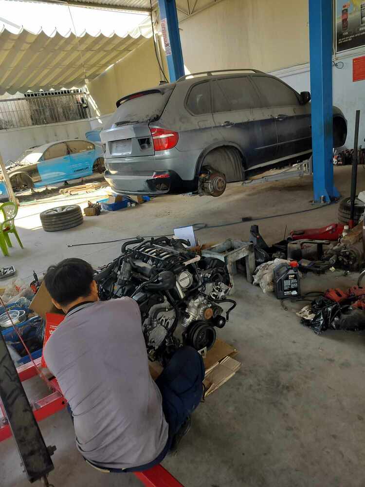 GARAGE TÍN PHÁT. 2/117 Đường Số 8,Bình Hưng Hòa,Bình Tân (Đối diện Aeon Tân Phú).