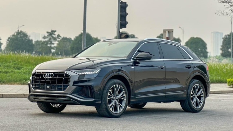 Nên mua Macan 2021, Levante 2018 hay Audi Q8 2021?