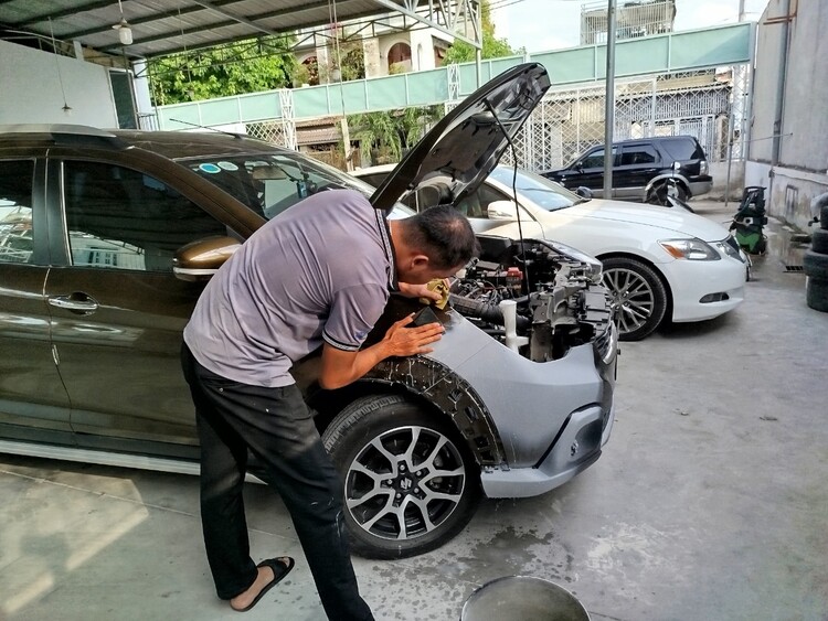 GARAGE TÍN PHÁT. 2/117 Đường Số 8,Bình Hưng Hòa,Bình Tân (Đối diện Aeon Tân Phú).