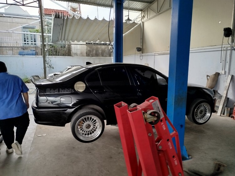 GARAGE TÍN PHÁT. 2/117 Đường Số 8,Bình Hưng Hòa,Bình Tân (Đối diện Aeon Tân Phú).