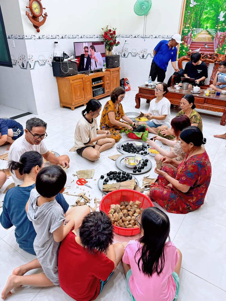 Hành trình về Quê ăn Tết 2024 (Biên Hòa - Đảo Lý Sơn) Hành trình về Quê ăn Tết 2024 (Biên Hòa - Đảo Lý Sơn)