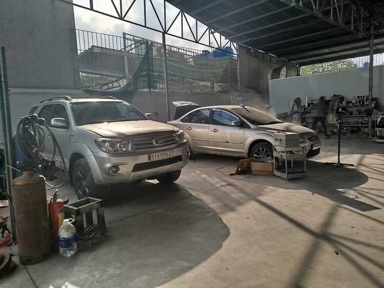 GARAGE TÍN PHÁT. 2/117 Đường Số 8,Bình Hưng Hòa,Bình Tân (Đối diện Aeon Tân Phú).