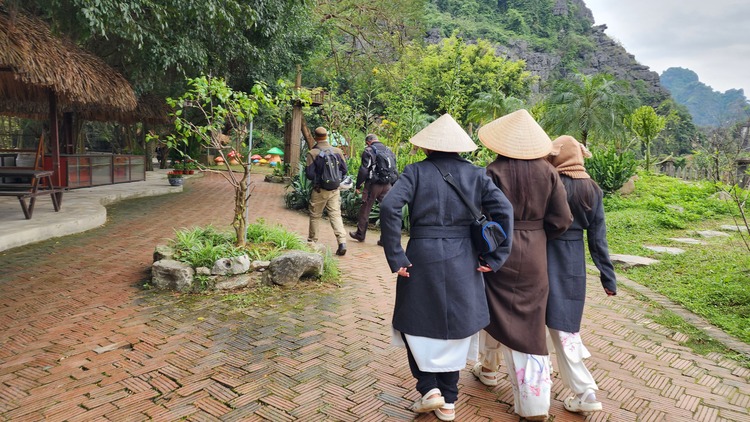 Một Vòng Việt Nam - Tổ Chim Family - Xuyên Việt Sài Gòn - Mộc Châu - Xuân 2024