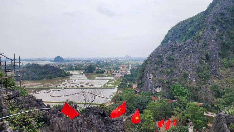 Một Vòng Việt Nam - Tổ Chim Family - Xuyên Việt Sài Gòn - Mộc Châu - Xuân 2024