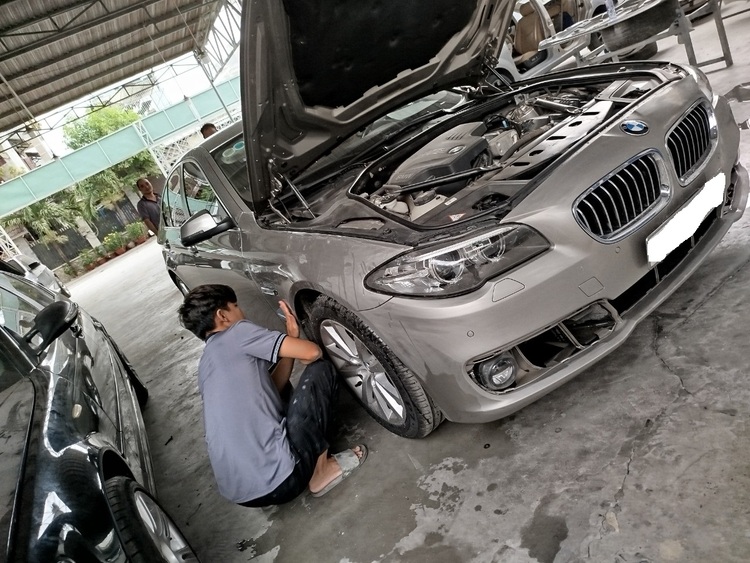 GARAGE TÍN PHÁT. 2/117 Đường Số 8,Bình Hưng Hòa,Bình Tân (Đối diện Aeon Tân Phú).