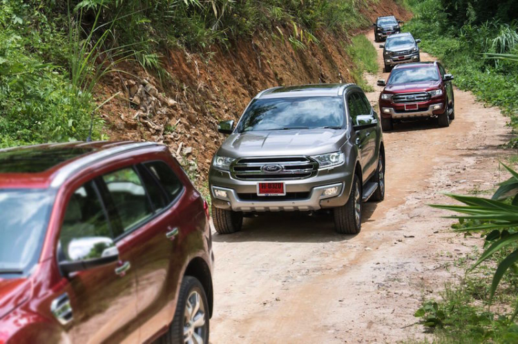 Lái thử xe Ford Everest 2016 sắp về Việt Nam