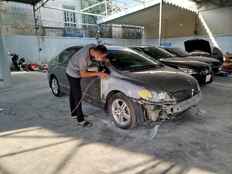 GARAGE TÍN PHÁT. 2/117 Đường Số 8,Bình Hưng Hòa,Bình Tân (Đối diện Aeon Tân Phú).