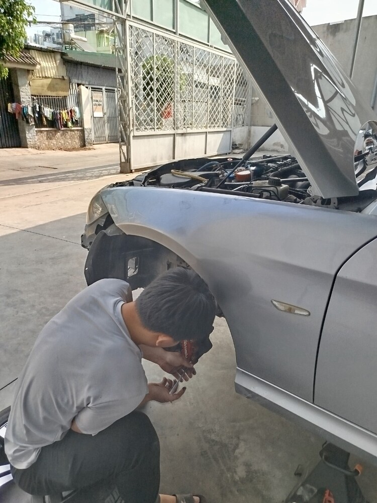 GARAGE TÍN PHÁT. 2/117 Đường Số 8,Bình Hưng Hòa,Bình Tân (Đối diện Aeon Tân Phú).