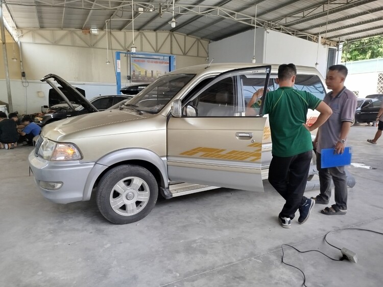 GARAGE TÍN PHÁT. 2/117 Đường Số 8,Bình Hưng Hòa,Bình Tân (Đối diện Aeon Tân Phú).