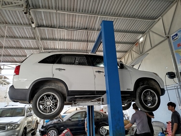 GARAGE TÍN PHÁT. 2/117 Đường Số 8,Bình Hưng Hòa,Bình Tân (Đối diện Aeon Tân Phú).