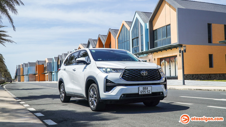 OS-TOYOTA-INNONVA-CROSS-2024-3.jpg OS-TOYOTA-INNONVA-CROSS-2024-3.jpg