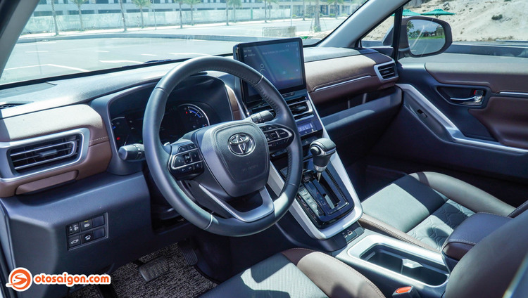 OS-TOYOTA-INNONVA-CROSS-2024-31.jpg OS-TOYOTA-INNONVA-CROSS-2024-31.jpg