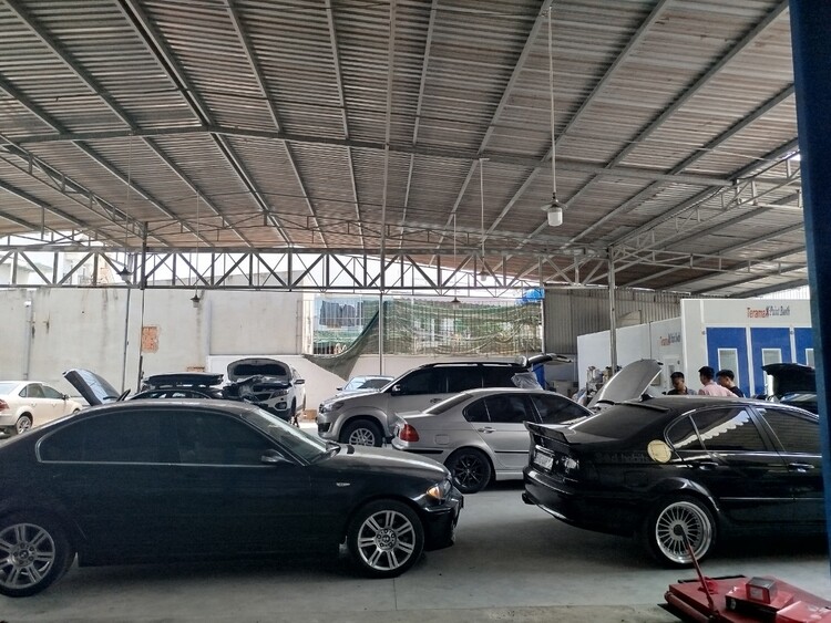 GARAGE TÍN PHÁT. 2/117 Đường Số 8,Bình Hưng Hòa,Bình Tân (Đối diện Aeon Tân Phú).