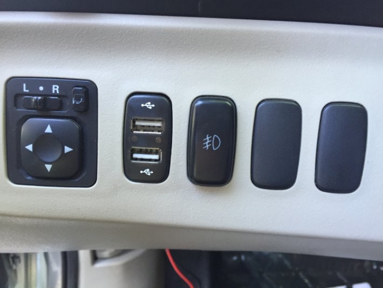Đồ chơi xe Mitsubishi Đồ chơi xe Mitsubishi