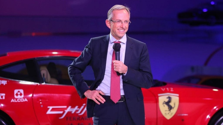 Giám đốc điều hành Ferrari: EV 2025 sẽ “khuấy động cảm xúc, nhưng thương hiệu sẽ không bao giờ từ bỏ ICE