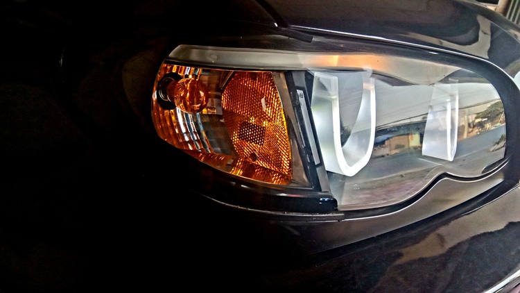 Bán xe BMW 325i E46 2004 màu bạc biển số đẹp Bán xe BMW 325i E46 2004 màu bạc biển số đẹp