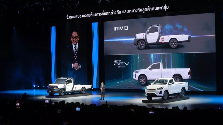 Toyota-Hilux-BEV-Concept-Thailand-2022-2.jpg