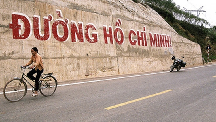 Xin hỏi về đường mòn Hồ Chí Minh (Đường 559) để chạy xe trải nghiệm