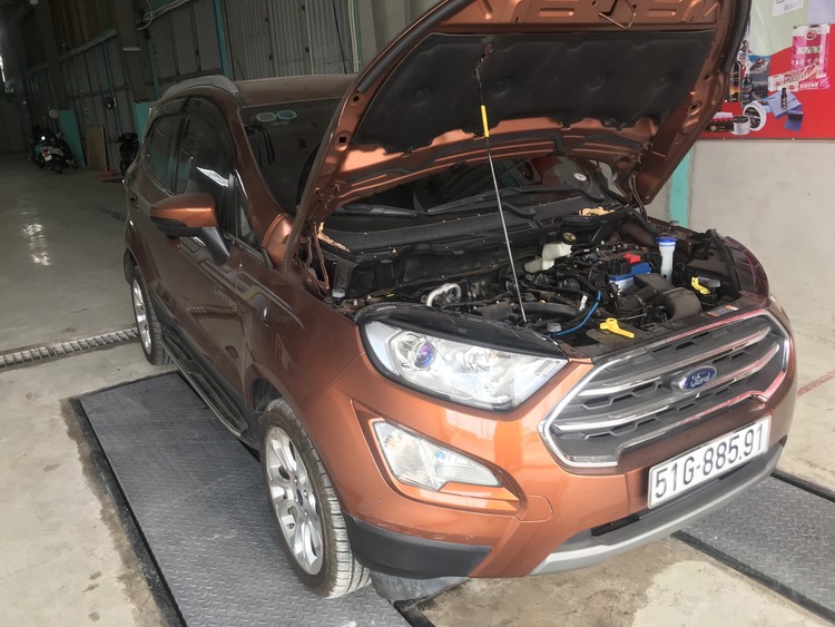 HẢI PHONG AUTO VỆ SINH KHOANG MÁY FORD RANGER