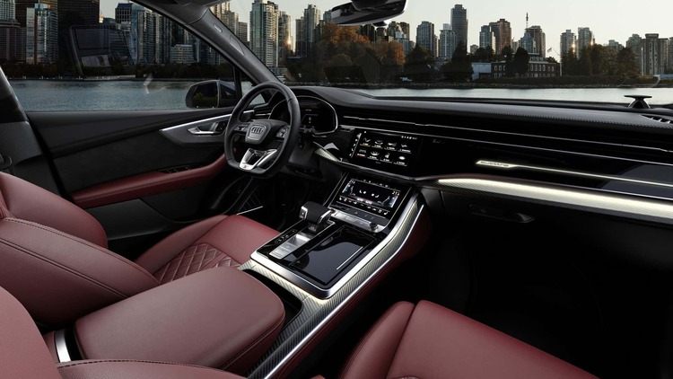 Audi tiếp tục nâng cấp mẫu SUV sang Q7 2025, đèn hậu OLED, giá từ 60.500 USD
