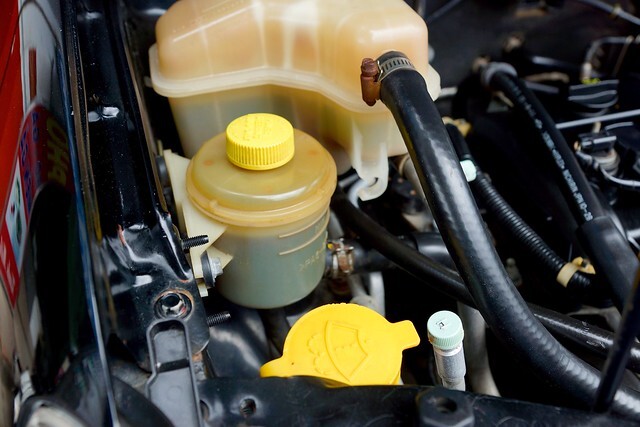 HẢI PHONG AUTO VỆ SINH KHOANG MÁY FORD RANGER HẢI PHONG AUTO VỆ SINH KHOANG MÁY FORD RANGER