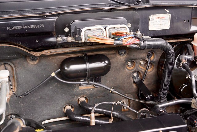 HẢI PHONG AUTO VỆ SINH KHOANG MÁY FORD RANGER HẢI PHONG AUTO VỆ SINH KHOANG MÁY FORD RANGER