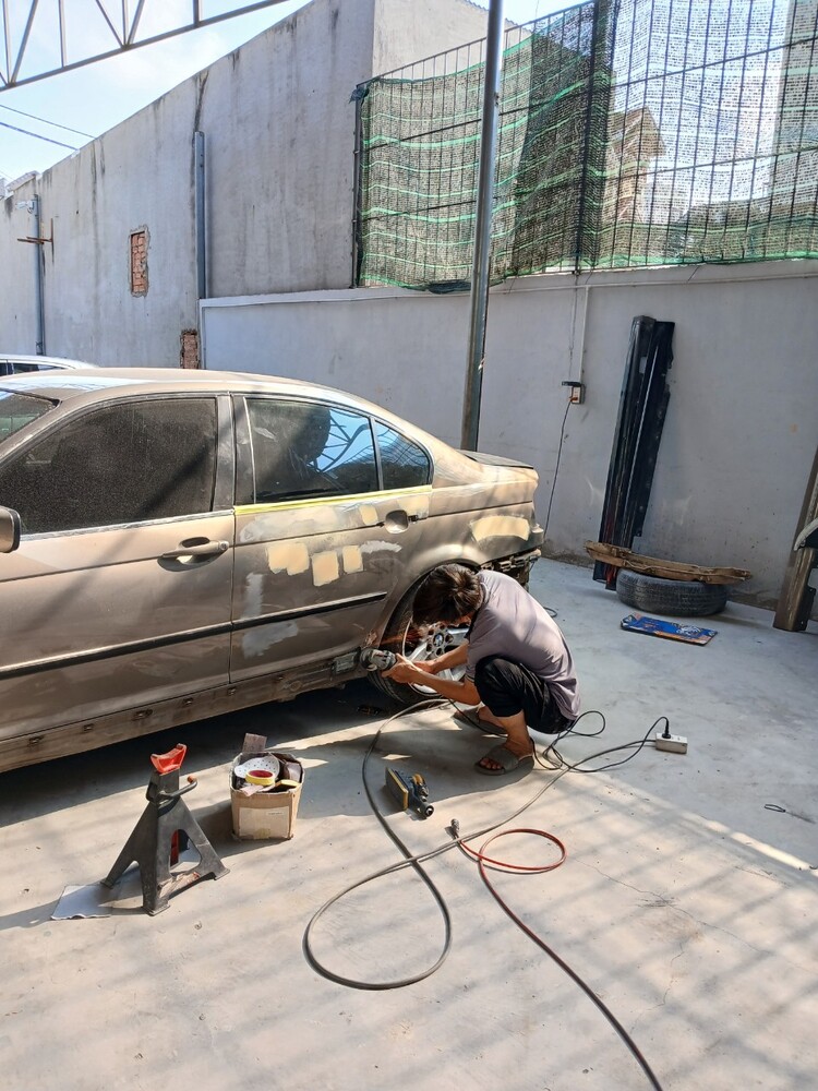 GARAGE TÍN PHÁT. 2/117 Đường Số 8,Bình Hưng Hòa,Bình Tân (Đối diện Aeon Tân Phú).